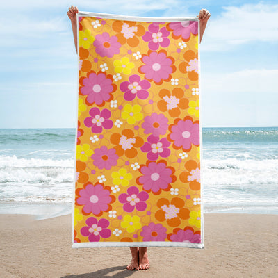 Beach Towel - 70's Vibe Daisy